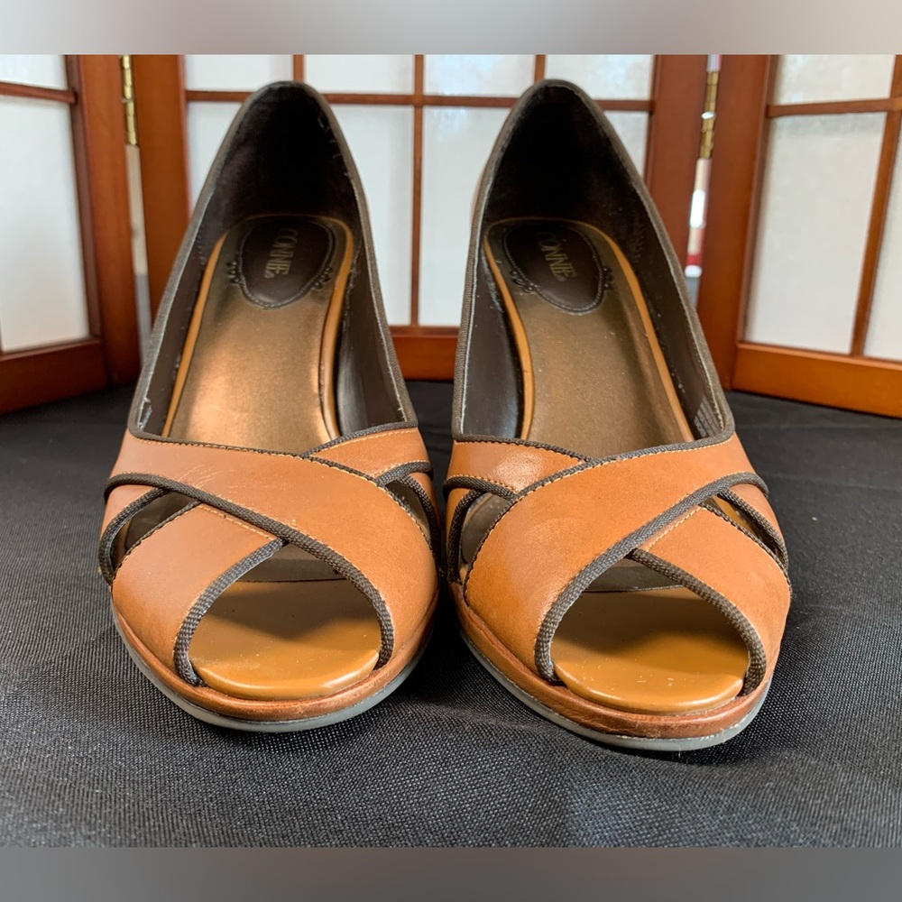 Connie Women’s ShoesTanBrown/Black GoodCondition Size9.5Leather/Fabric upper - Picture 5 of 7